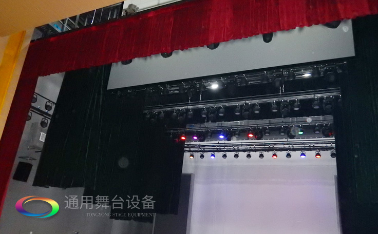 通用舞臺幕布優(yōu)勢！奉行以