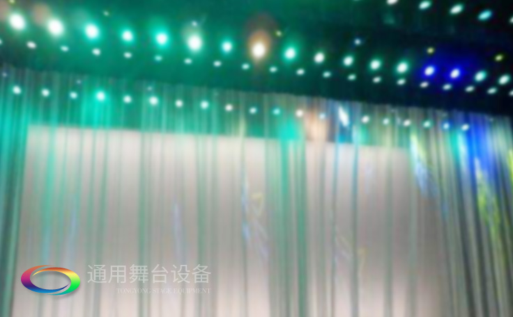 虛擬、朦朧的幻覺空間——舞臺紗幕